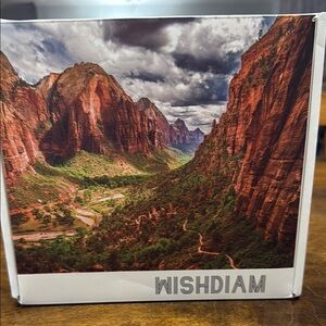 Scenic Puzzle - Red and Green